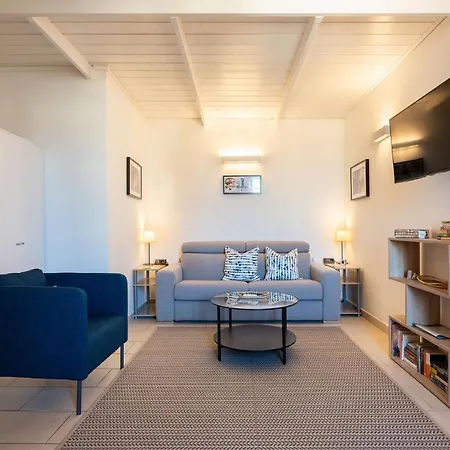 Porcellana Apartament